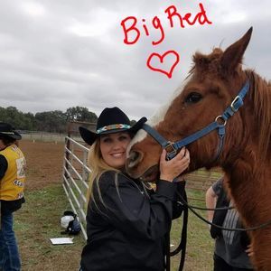 Meet your Posher, Joelene